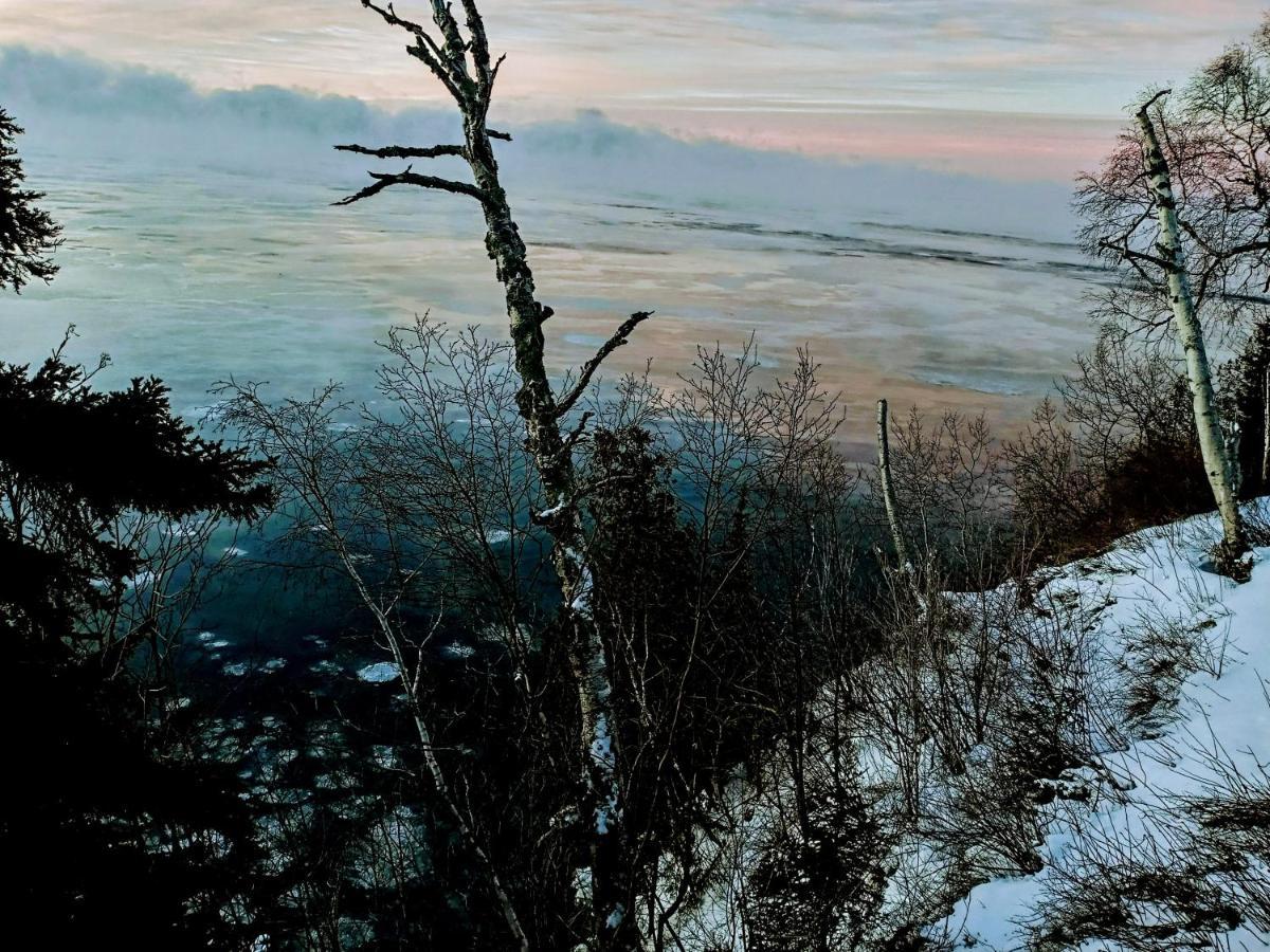 Cliff Dweller On Lake Superior Tofte المظهر الخارجي الصورة