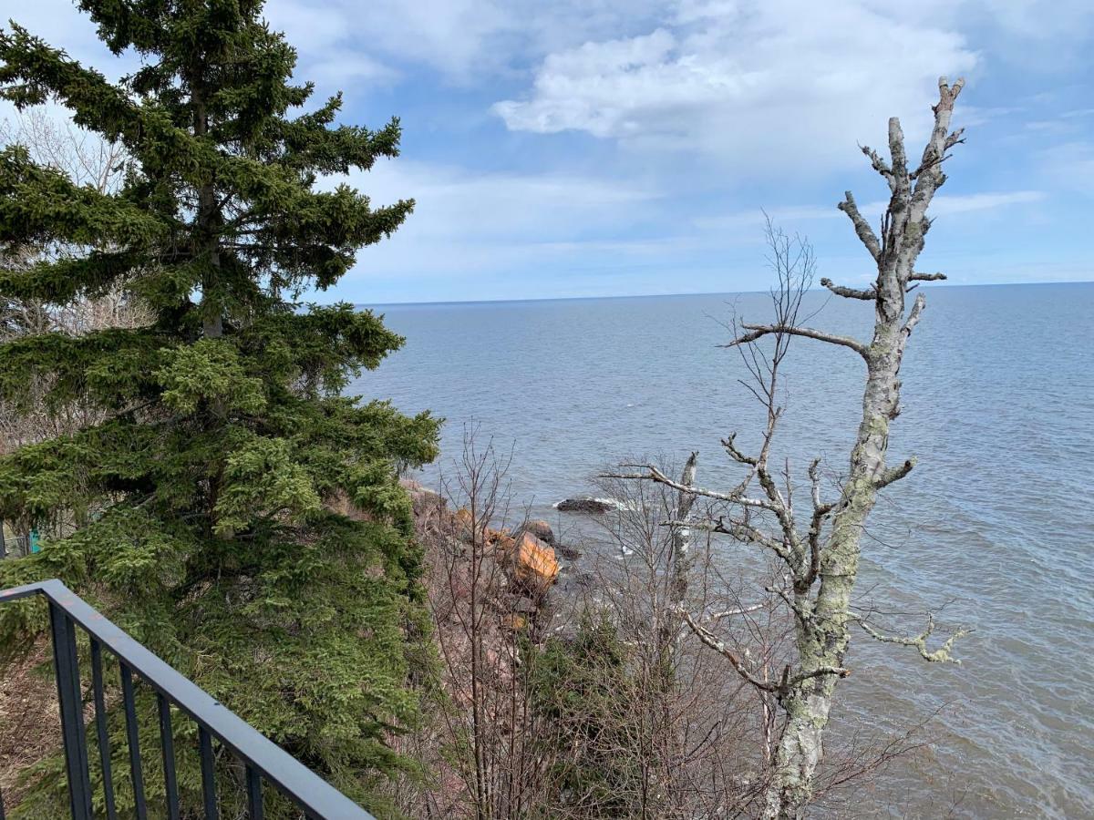 Cliff Dweller On Lake Superior Tofte المظهر الخارجي الصورة